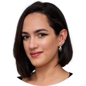 Carola Fernandez available notary in Miami, FL - 33169