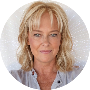 KimberlyAnn Mayhak-Alford available notary in Black Canyon City, AZ - 85324