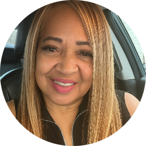 Linda Lewis available notary in Elizabethtown, KY - 42701