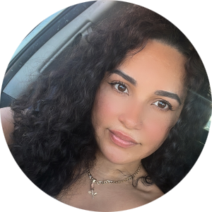 Clarissa  Garcia  available notary in Tucson, AZ - 85743