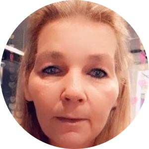 Tia LaRock available notary in Kinston, NC - 28501