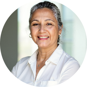 Diana Delgado available notary in Azusa, CA - 91702