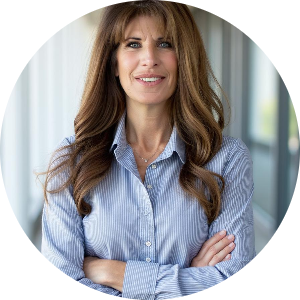 Julie Locy available notary in Hemet, CA - 92543