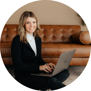 Whitney Houchin available notary in LITTLEFIELD, TX - 79339