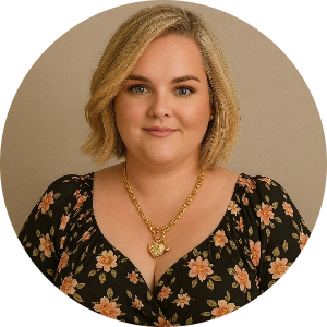 Julie Spears available notary in Tullahoma, TN - 37388