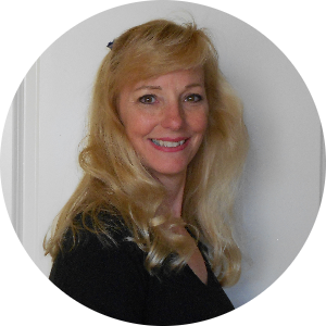 Cindy Mitchell available notary in Cottonwood , AZ - 86326