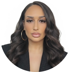 Hilary Hirz available notary in Kennewick, WA - 99336