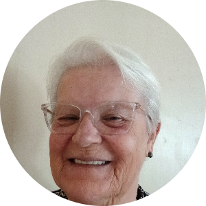 Dorothy Hibbett available notary in Ocklawaha, FL - 32179