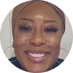 KeoniKBocua Hampton available notary in Indianapolis, IN - 46219