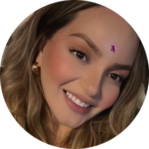 Rocio espinoza available notary in commerce, CA - 90040