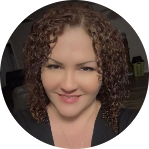 Paula Montes available notary in Whittier, CA - 90605