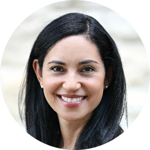 Lourdes Reynolds available notary in Dallas, TX - 75205