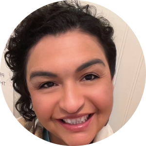 Silvia Fuentes  available notary in nacogdoches, TX - 75964