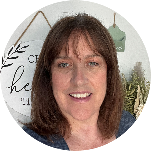 Michele Henry available notary in Williamstown, NJ - 08094