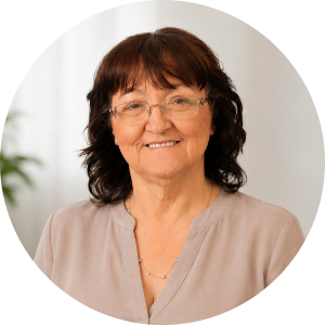 Deedee Vouk available notary in Montrose, CO - 81401