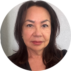 Maribel Chong available notary in Calexico, CA - 92231