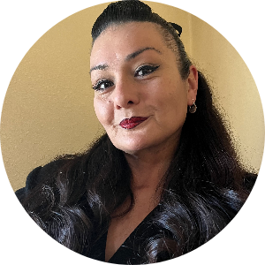 Yaxaira Yannett  Lozano available notary in Phelan, CA - 92371