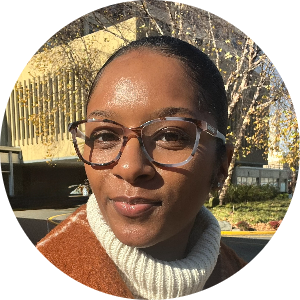 Zinasia Gibson available notary in Willingboro, NJ - 08046