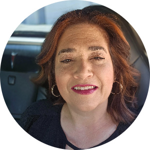 Raquel Deoliveria available notary in Turlock, CA - 95382