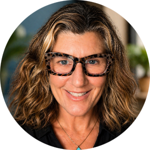 alicia hjalmarson available notary in Encinitas , CA - 92024