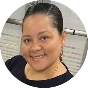 Raquel Irizarry available notary in Orlando, FL - 32811