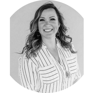 Sarah Guinan available notary in Montrose, CO - 81403