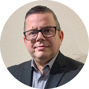 Ruben  Gonzalez Carvajal available notary in Zephyrhills , FL - 33541