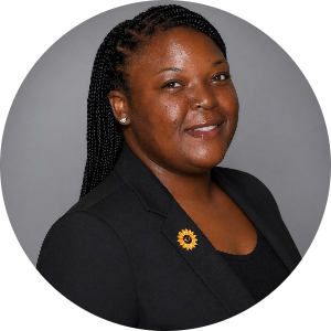 Shakeya Ware available notary in ALBANY, NY - 12210
